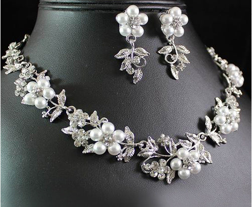 Alloy Bridal Necklace Set with Pearl Leaf Earrings