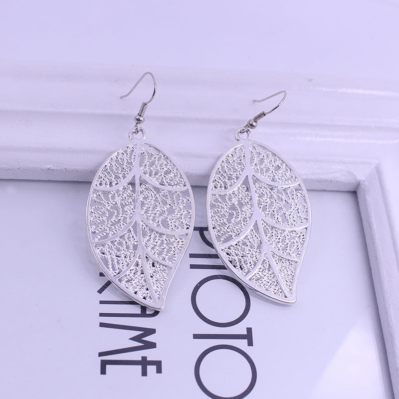 Creative Leaf Jewelry Set - Necklace & Earrings
