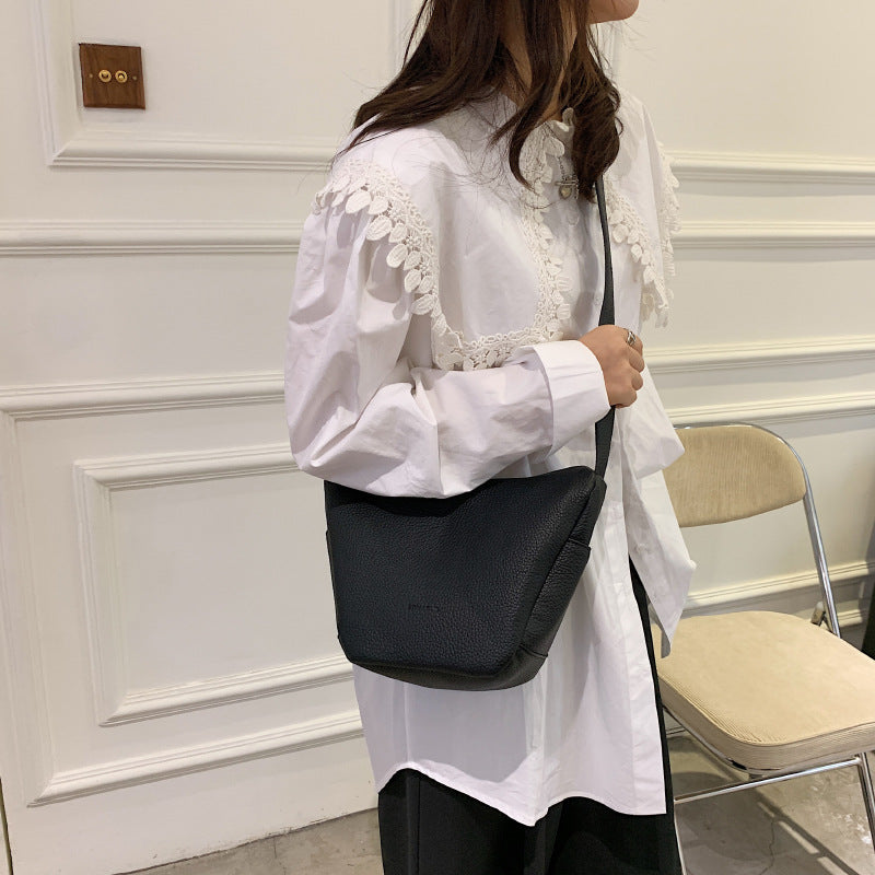 Trendy Lychee Pattern One-Shoulder Messenger Bag