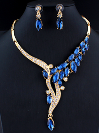 Bridal Jewelry Set with Leaf Necklace and Earrings