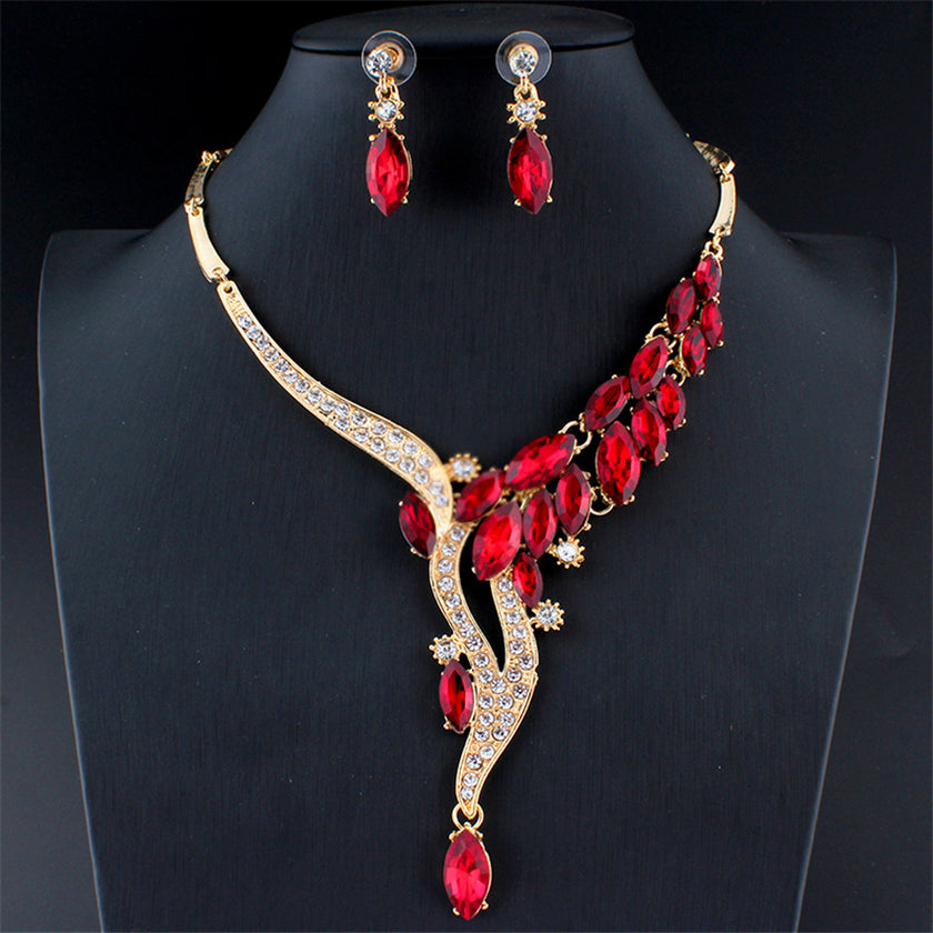 Bridal Jewelry Set with Leaf Necklace and Earrings