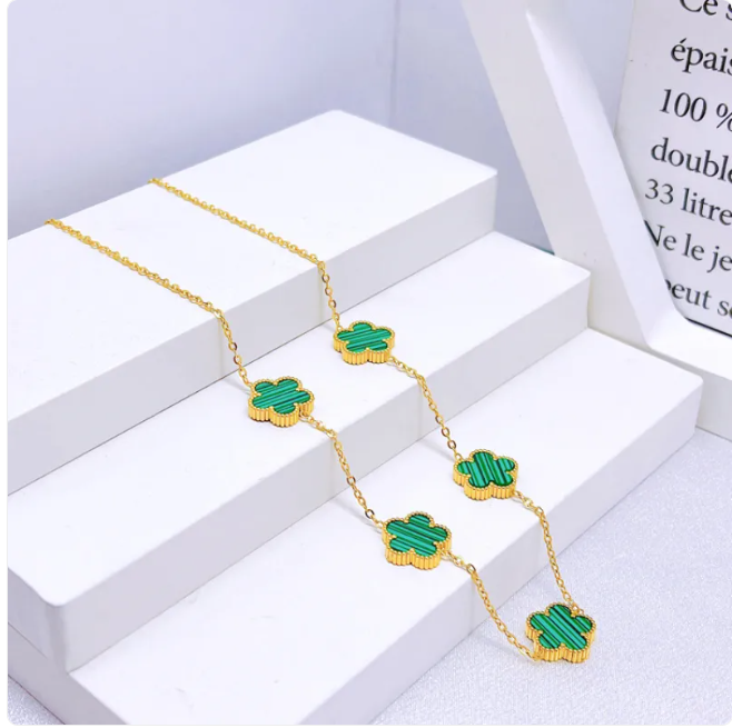 Elegant Five-Leaf Flower Jewelry Set – Titanium Steel Bracelet, Necklace & Stud Earrings