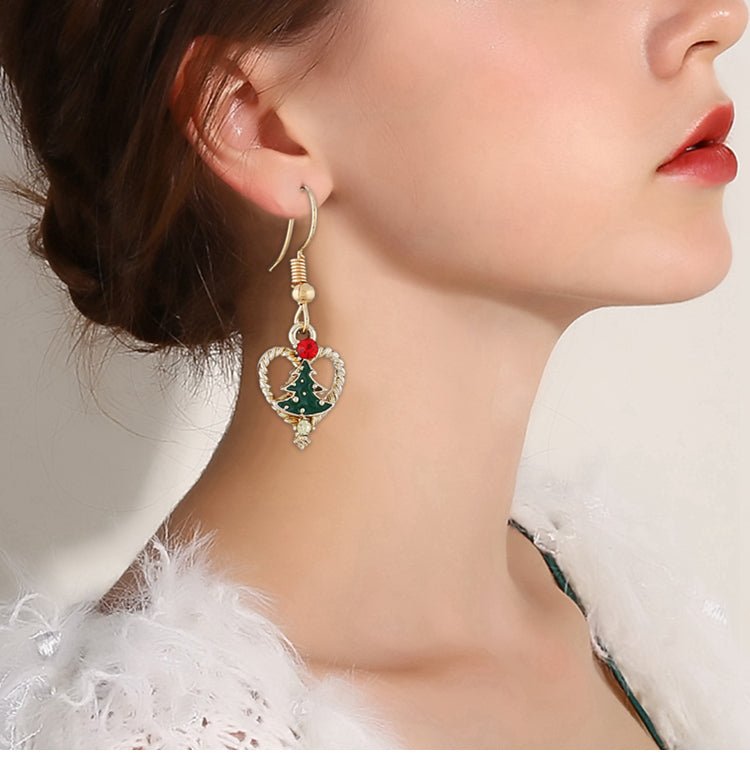 Christmas Jewelry Set: Earrings and Necklace